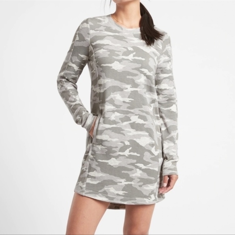 Athleta Long Sleeve Camo Dress - Gray